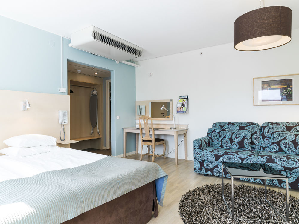 Hotel Western John Bauer 4*
